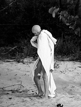 Harry Benson - Harry Benson Greta Garbo, Edition of 35