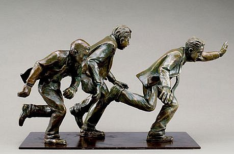 Jim Rennert, The Great Race, Edition of 45
bronze and steel, 22 x 14 x 7 1/2 in. (55.9 x 35.6 x 19.1 cm)
JRTGR0408