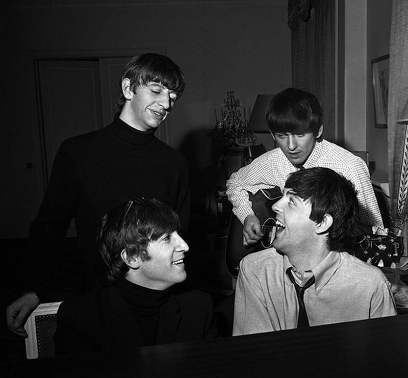 Harry Benson, Beatles Composing III, All at Piano, Edition of 35, 1964
photograph, 24 x 30 in. (61 x 76.2 cm)
HB120508