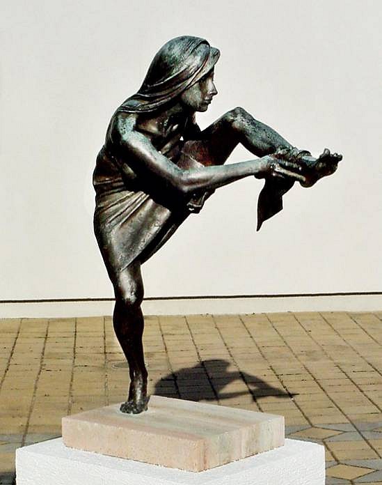 Bruno Lucchesi, Woman Washing Foot, Edition of 2, 1979
bronze, 33 x 14 x 10 1/2 in. (83.8 x 35.6 x 26.7 cm)
BL110501