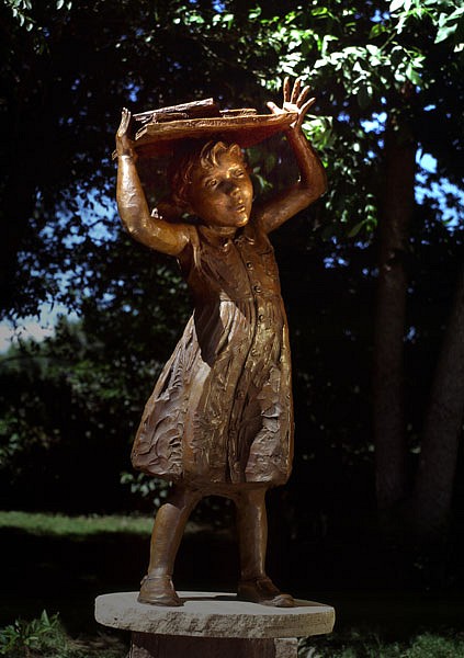 Jane DeDecker, Check it Out, Ed. of 31, 2005
bronze, 48 x 22 x 15 in. (121.9 x 55.9 x 38.1 cm)
JD400405