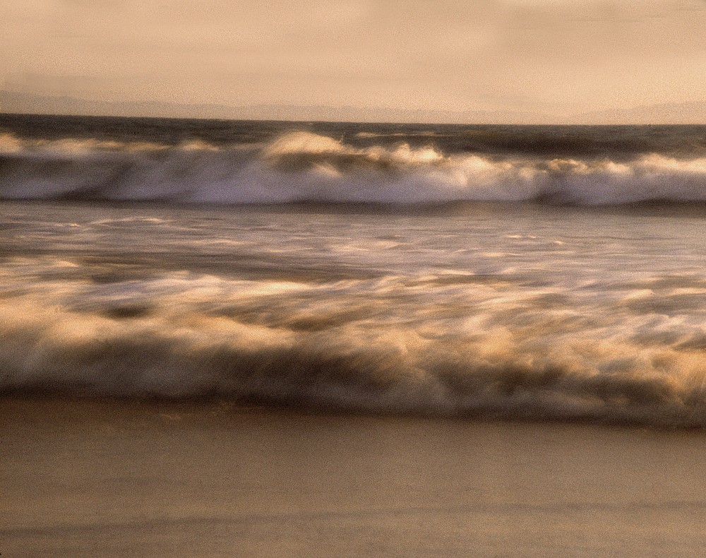 Robert Farber, Waves
photograph, 30 x 40 in. (76.2 x 101.6 cm)
RF140761