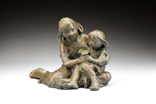 Jane DeDecker, Mom and Molly (M), Ed. of 31, 2009
bronze, 7 x 10 x 6 in. (17.8 x 25.4 x 15.2 cm)
JD120909