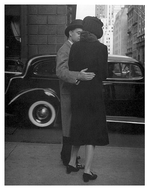 Morris Engel, Park Avenue, New York City, 1938
photograph, 14 x 11 in. (35.6 x 27.9 cm)
ME503
