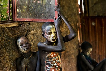 Steve McCurry - Steve McCurry Boy Stands by a Window
