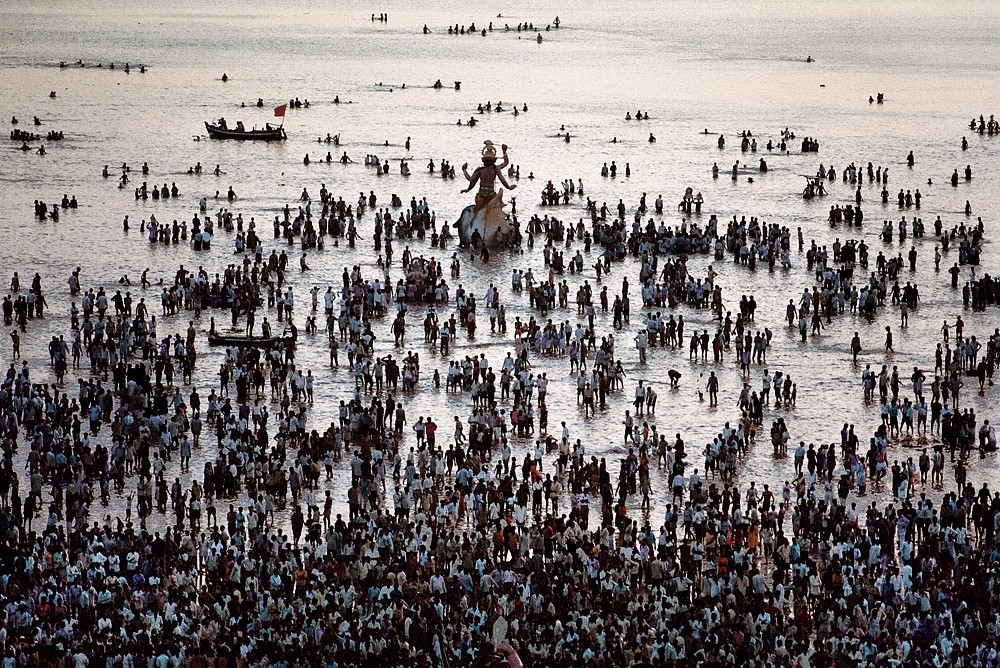 Steve McCurry, Ganesh Chaturthi Festival, 1994
FujiFlex Crystal Archive Print, 20 x 24 in. (Inquire for additional sizes)
INDIA-10009.2015