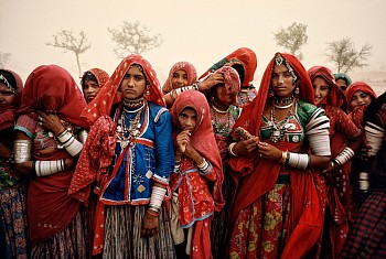 Steve McCurry - Steve McCurry Cluster of Women in Dust Storm