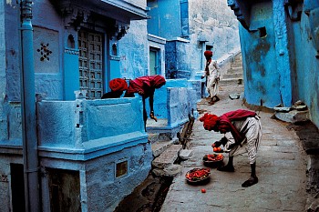 Steve McCurry - Steve McCurry Jodhpur Fruit Vendor