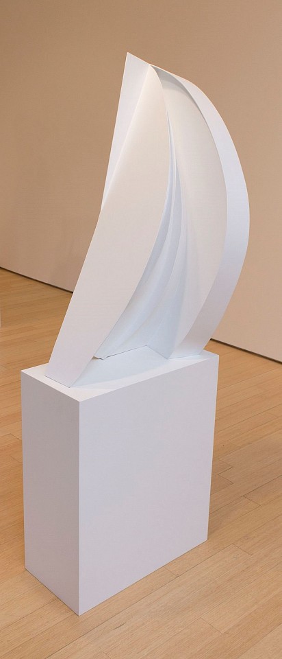 George Sugarman, Sail, c. 1992
acrylic on aluminum, 38 1/2 x 22 x 16 in. (97.8 x 55.9 x 40.6 cm)
9275