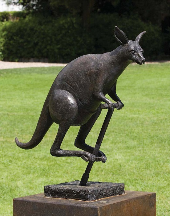 Bjorn Skaarup, The Kangaroo, Edition of 6, 2008
bronze with green patina, 63 x 15 3/4 x 15 3/4 in. (160 x 40 x 40 cm)
BS120619B