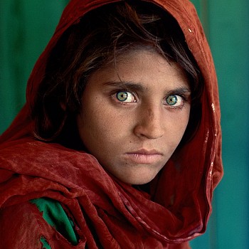 STEVE MCCURRY: The Importance of Elsewhere [Greenwich, CT], Apr 12 – May  9, 2018