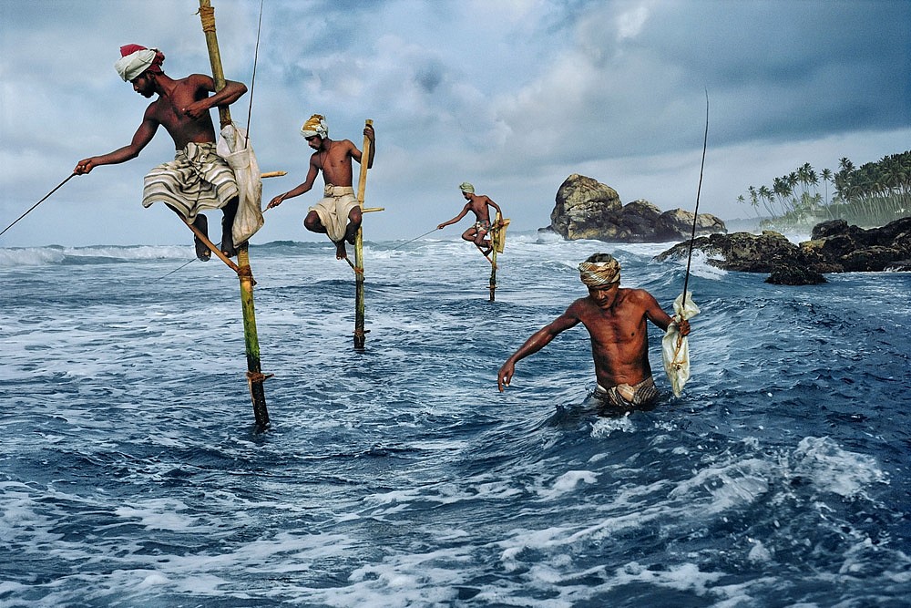 Steve McCurry, Fishermen at Weligama, South Coast of Sri Lanka, 1995
FujiFlex Crystal Archive Print, 30 x 40 in. (76.2 x 101.6 cm)
SM180402AF