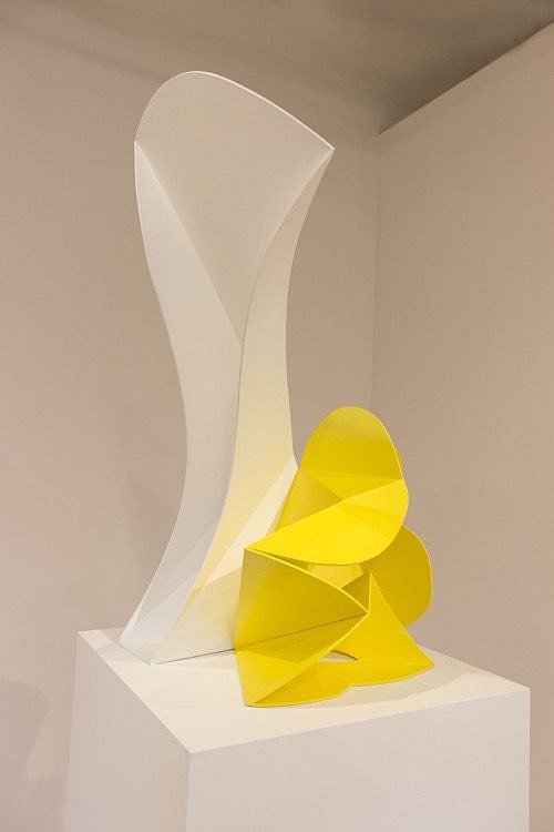 George Sugarman, Flourish, 1991
acrylic on aluminum, 27 1/2 x 15 x 20 in. (69.8 x 38.1 x 50.8 cm)
9267