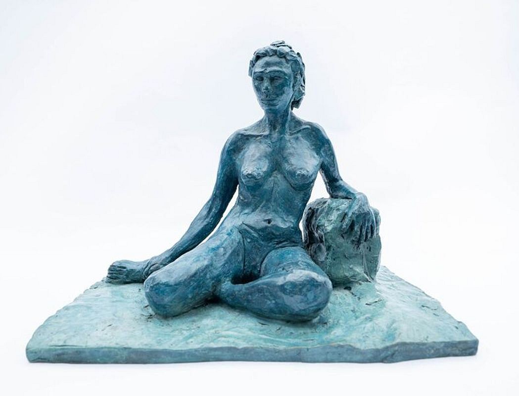 Steven Simmons, Reclining Blue Lady
bronze, 10 1/2 x 5 1/2 x 16 in. (26.7 x 14 x 40.6 cm)
SS200212