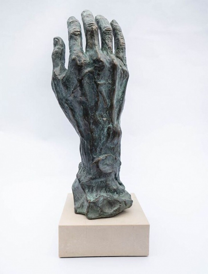 Steven Simmons, Hand to the Sky
bronze, 14 x 5 1/2 in. (35.6 x 14 cm)
SS200218