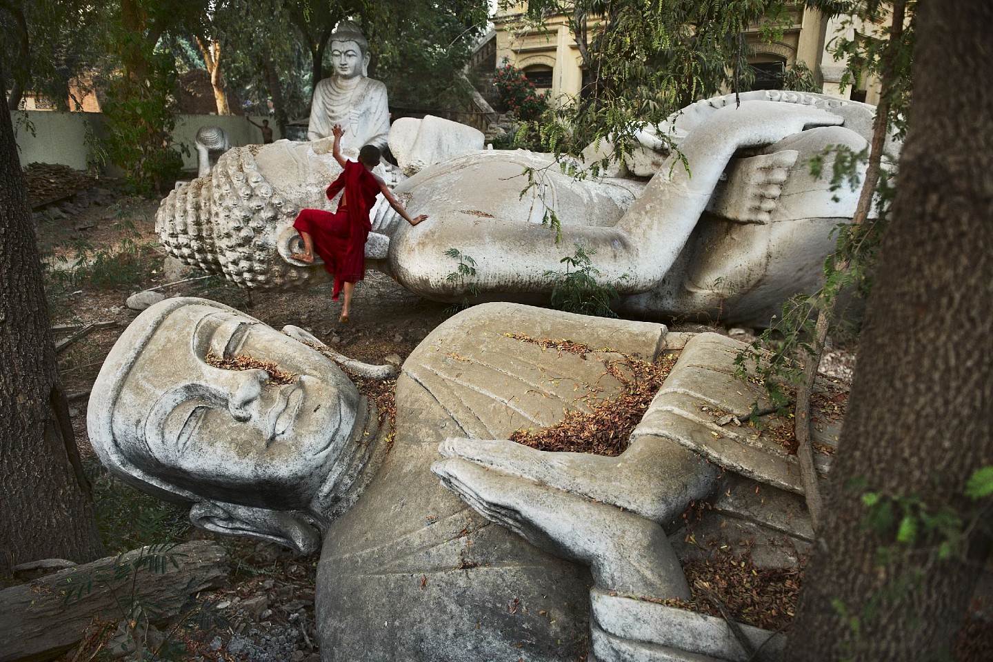 Steve McCurry, Monk Climbs Buddha Statues, 2010
FujiFlex Crystal Archive Print
Price/Size on request