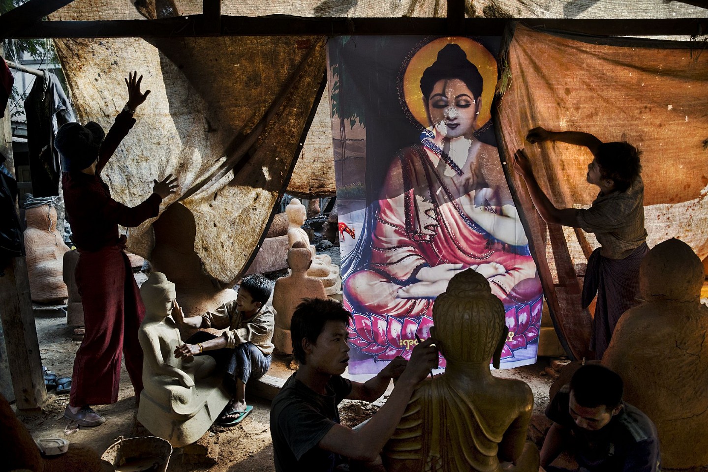 Steve McCurry, Buddha Sculpters, 2013
FujiFlex Crystal Archive Print
Price/Size on request