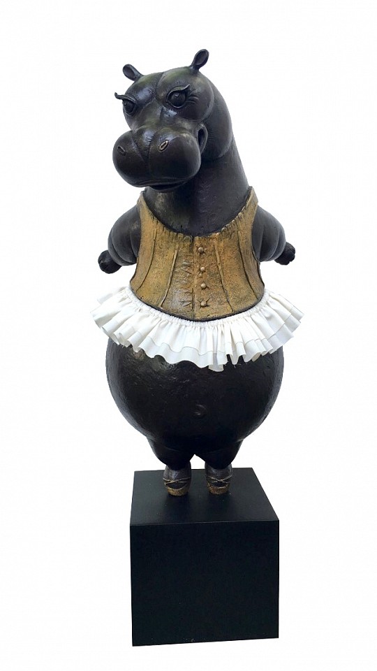 Bjorn Skaarup, Hippo Ballerina, tiptoe, Ed. 2/9, 2019
bronze with fabric skirt, 18 x 7 1/2 x 8 in. (45.7 x 19.1 x 20.3 cm)
BS190702