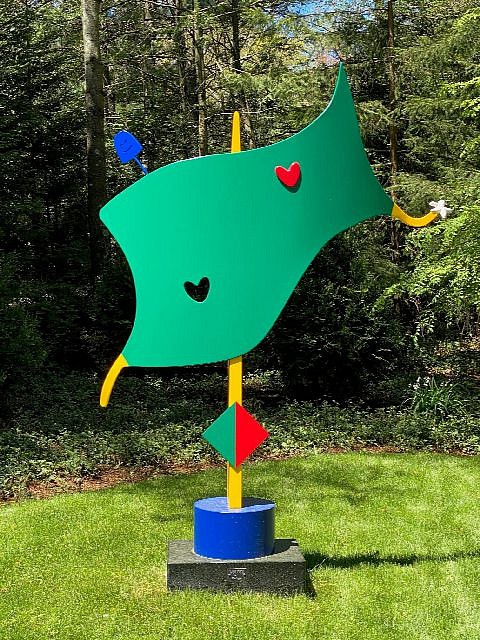 Steven Simmons, Whimsy
Aluminum and polychromatic finish, 91 x 67 in. (231.1 x 170.2 cm)
SS210912
