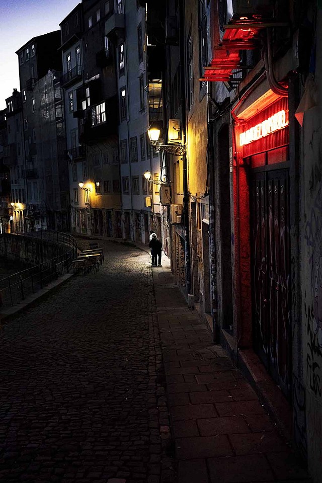 Kosuke Yuki, Alley #002, Ed. 1/20, 2024
giclée fine art print, 12 x 8 in. (30.5 x 20.3 cm)
KY241201