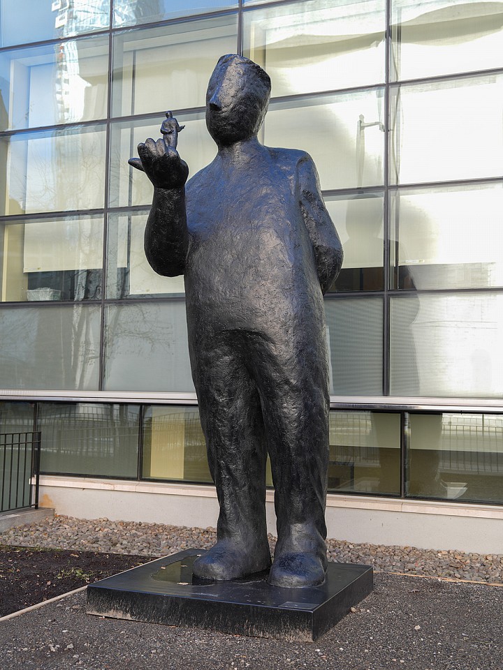 Jim Rennert, Inner Dialogue, monumental, Ed. of 2, 2017
bronze, 150 x 60 x 60 in. (381 x 152.4 x 152.4 cm)
 ON VIEW at Fordham University Lincoln C