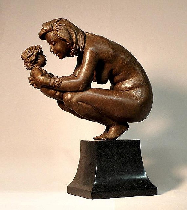 Bruno Lucchesi, Mother with Child, Ed. 2/6, 1997
bronze, 15 1/2 x 11 1/2 x 7 in. (39.4 x 29.2 x 17.8 cm)
BL080507